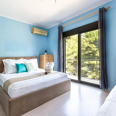 Penthouse, 3 Bedroom With Super Sea View Veranda Apartment