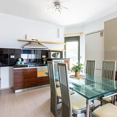 Apartment Penthouse, 3 Bedroom With Super Sea View Veranda *