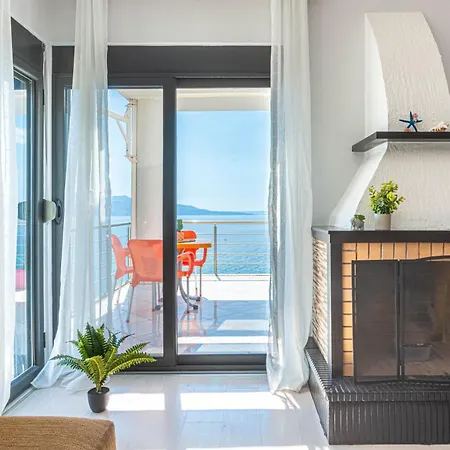 Penthouse, 3 Bedroom With Super Sea View Veranda Apartment